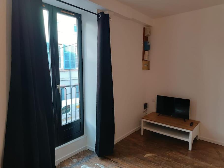 La Garconniere De Gege Apartment ตูร์นุส ภายนอก รูปภาพ